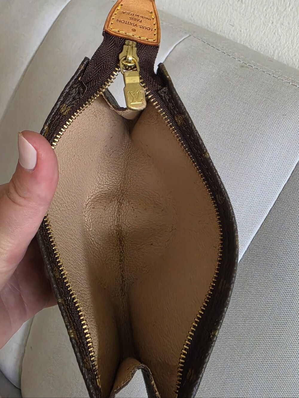 Authentic Louis Vuitton Monogram Pouch - Picture 15 of 16